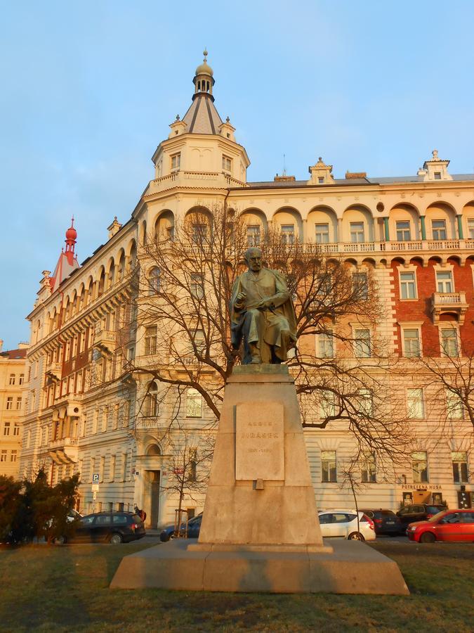 The Palace Suites And Apartments Prag Exterior foto